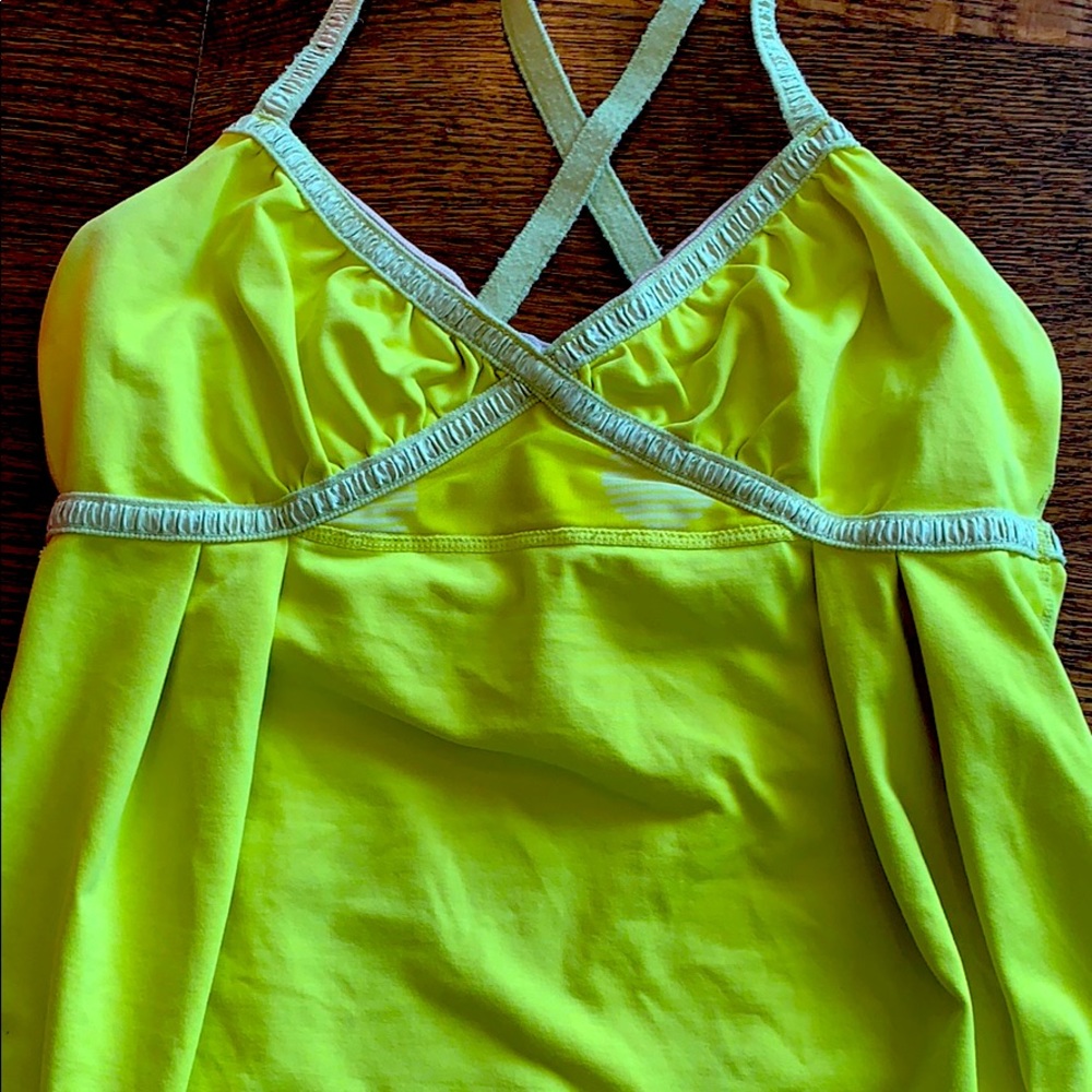 Lululemon dance tank. Size 6.